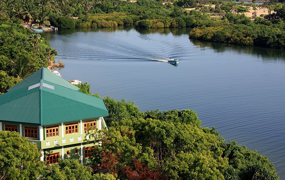 Batticaloa Lagoon boat trips