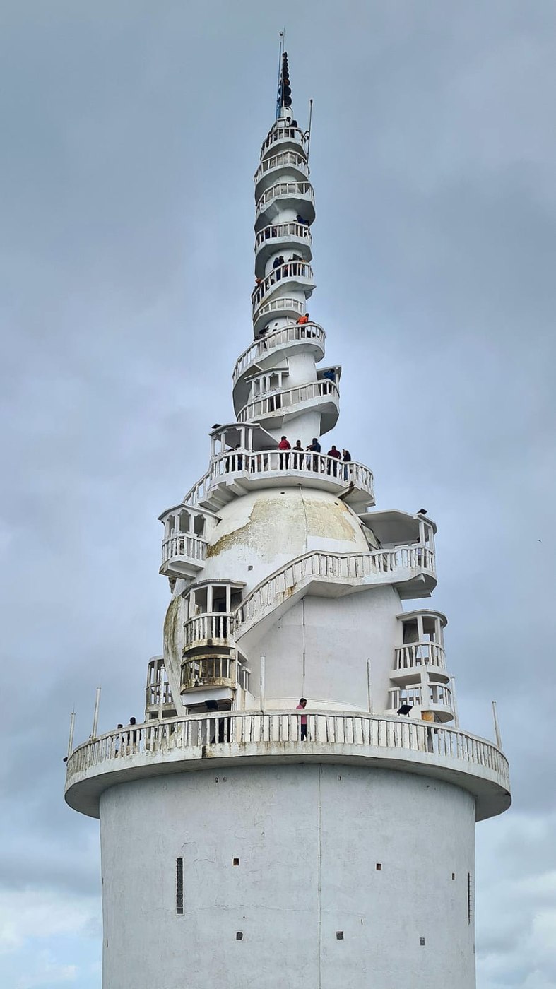 Ambuluwawa Tower