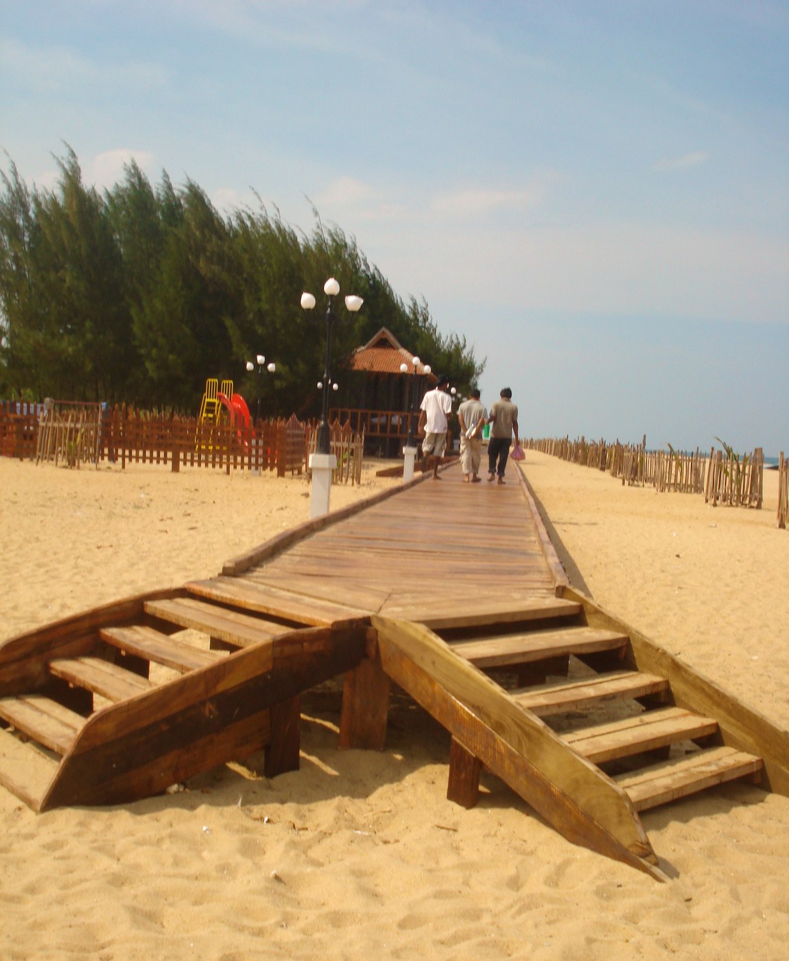 Kallady Beach